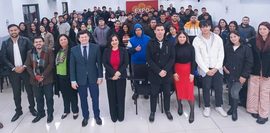 Conversatorio jurÃdico en la UPAP-Luque con destacado profesional abogado